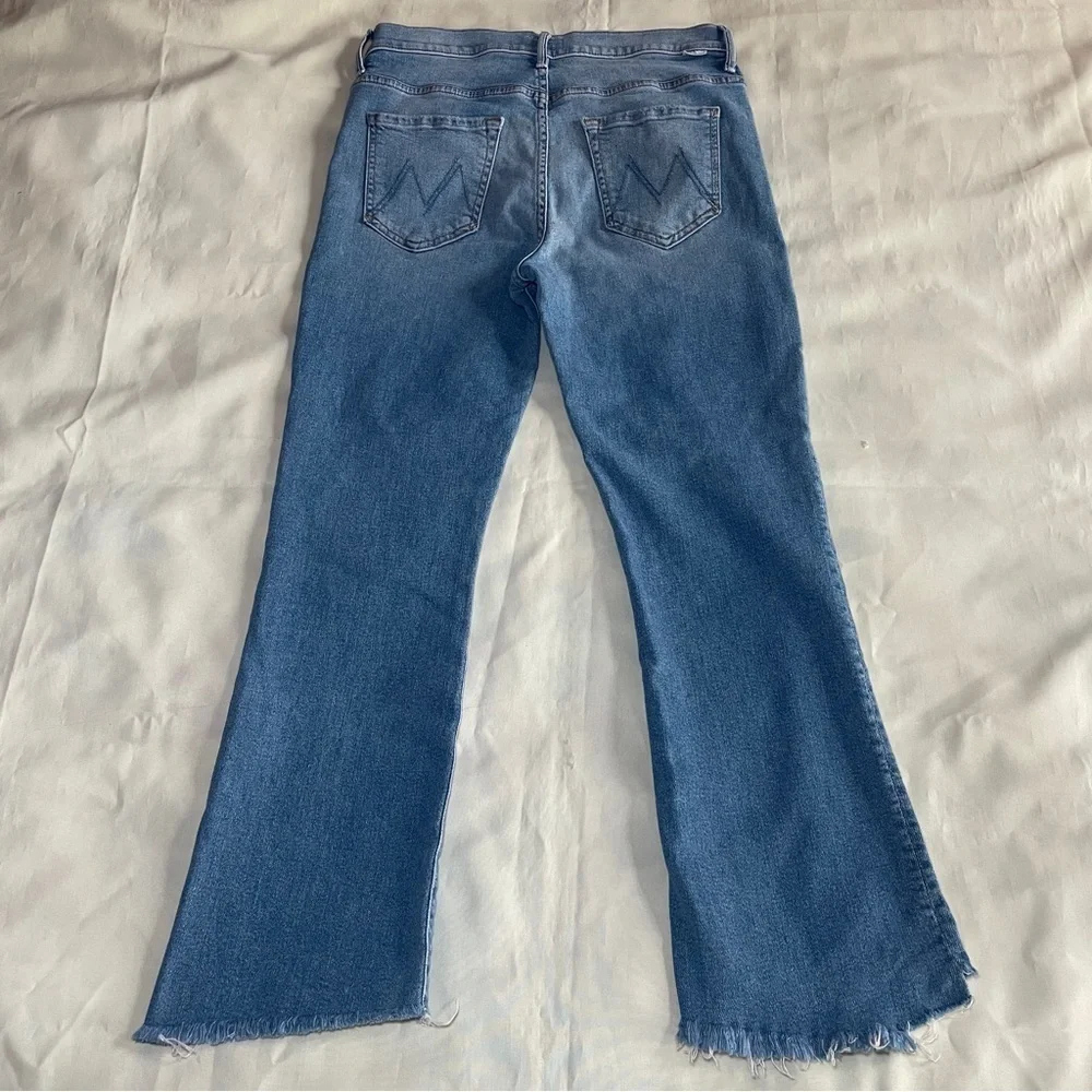 MOTHER- Insider Crop Step Fray Ankle Jeans in Light Wash Shoot to Thrill Size 29